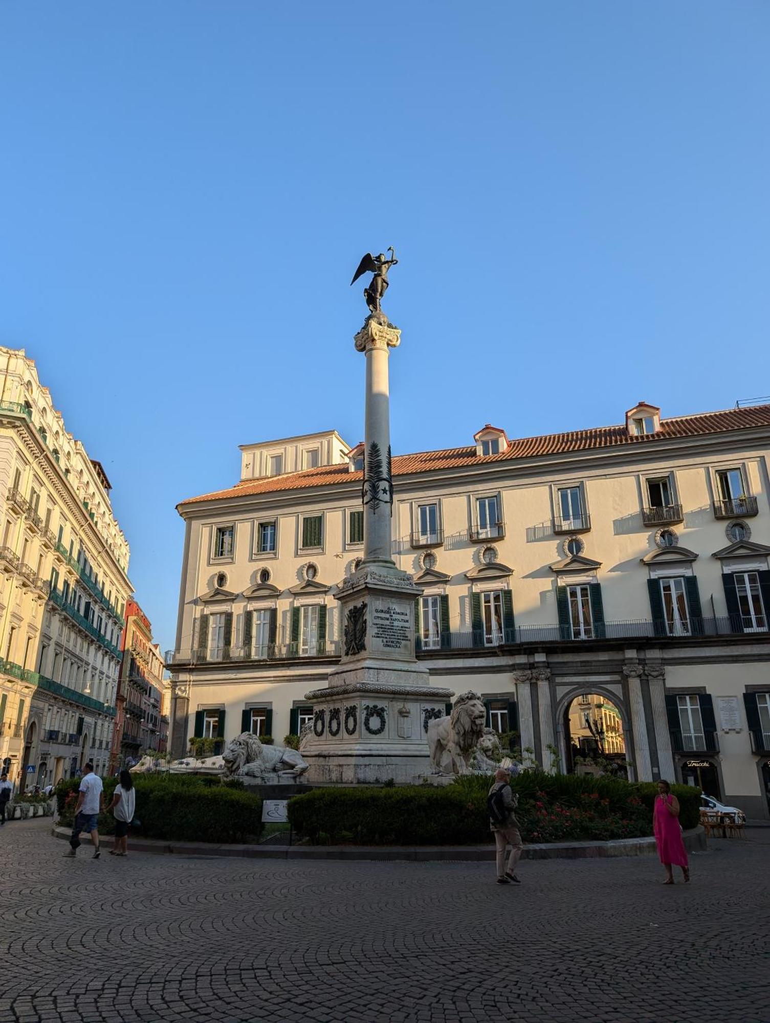 Era De Maggio Apartment Naples Luaran gambar