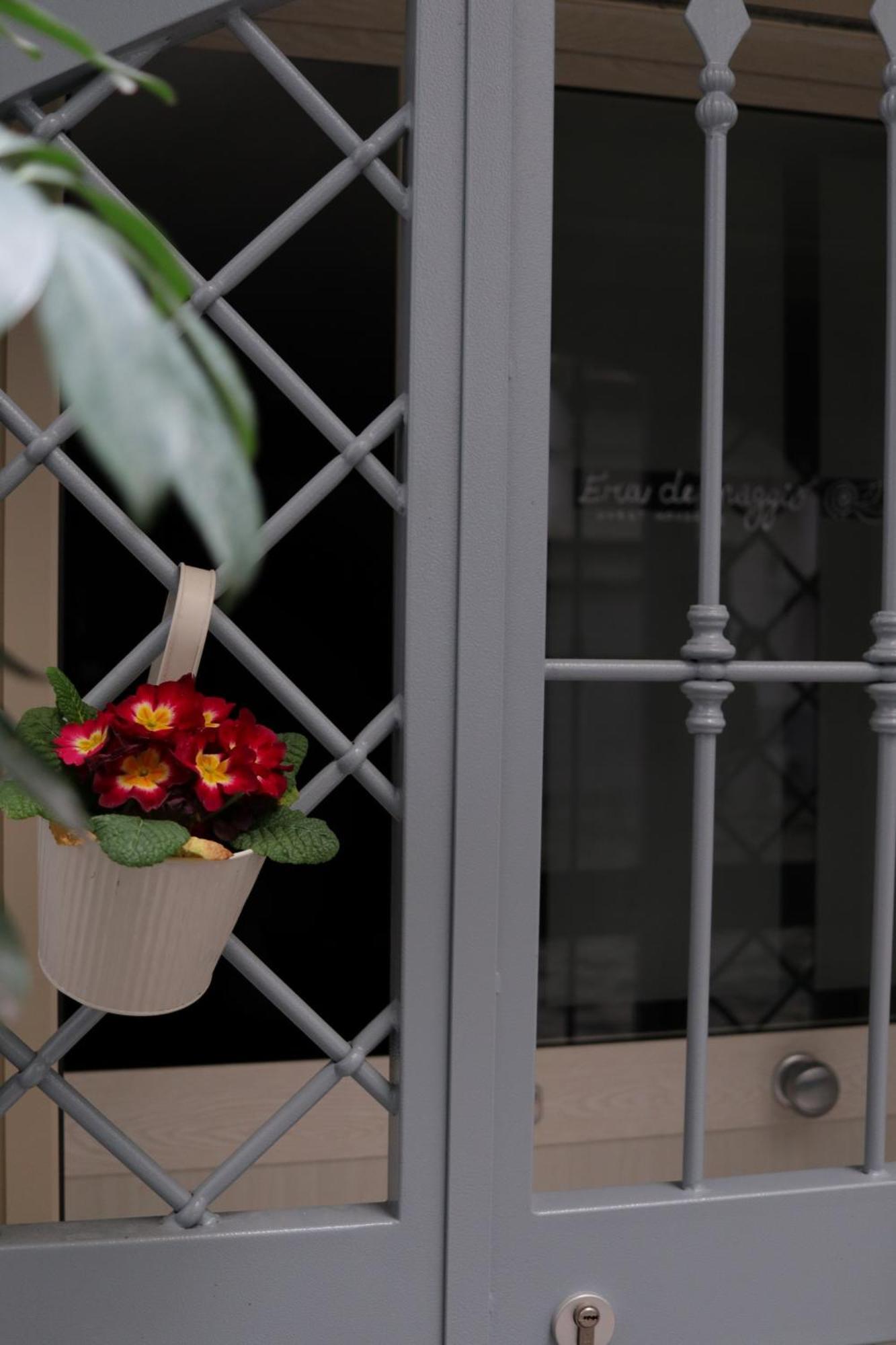 Era De Maggio Apartment Naples Luaran gambar