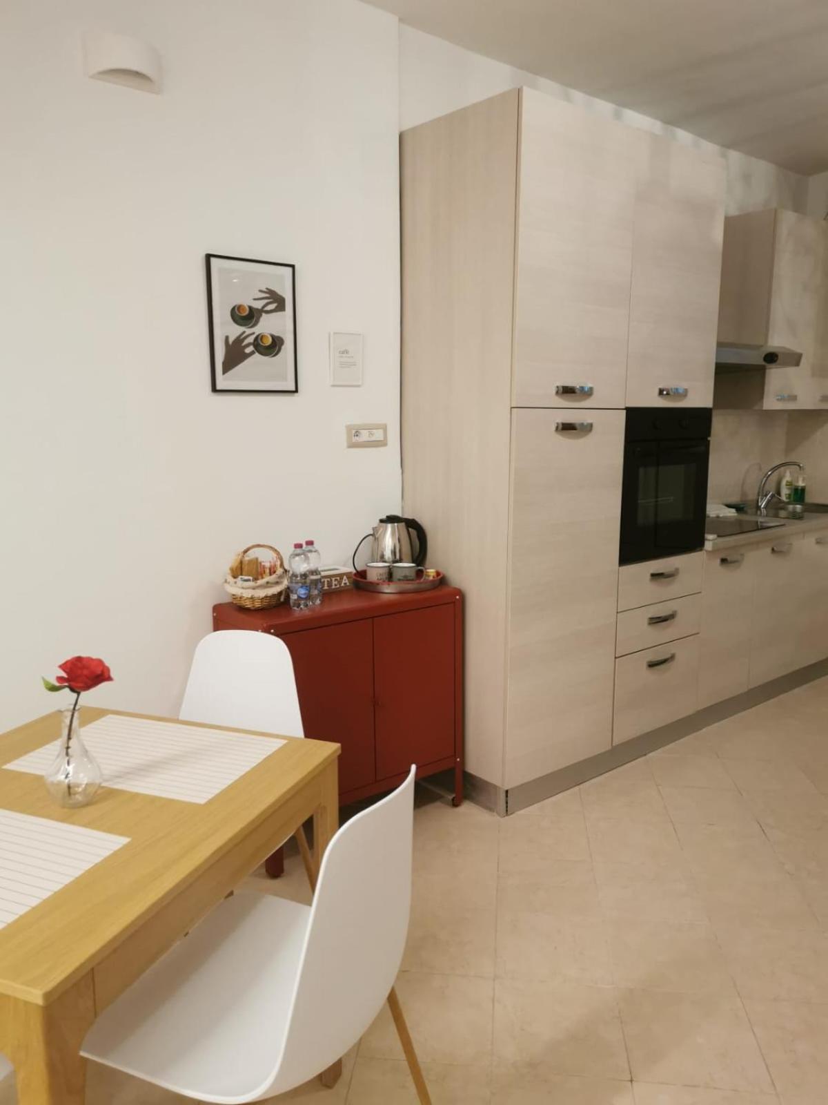 Era De Maggio Apartment Naples Luaran gambar